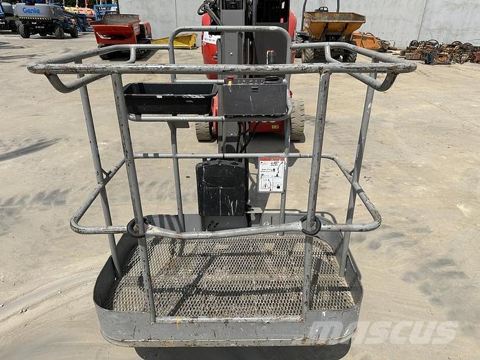 Manitou 150AETJ-C ブームリフト 屈伸型