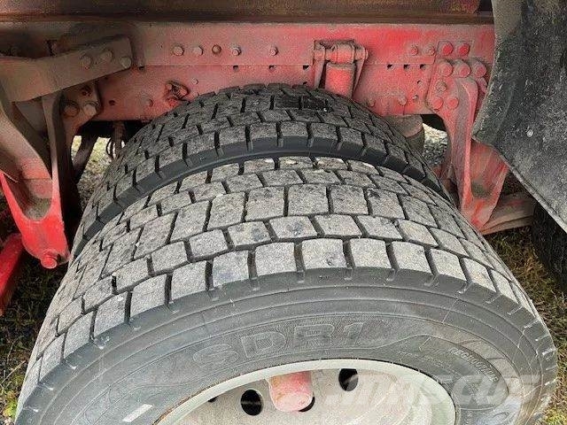Scania R 560 6*2 Camiones de cama baja