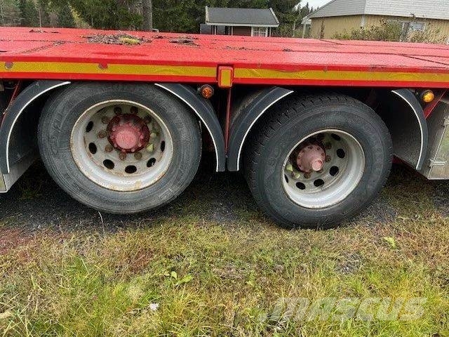 Scania R 560 6*2 Camiones de cama baja