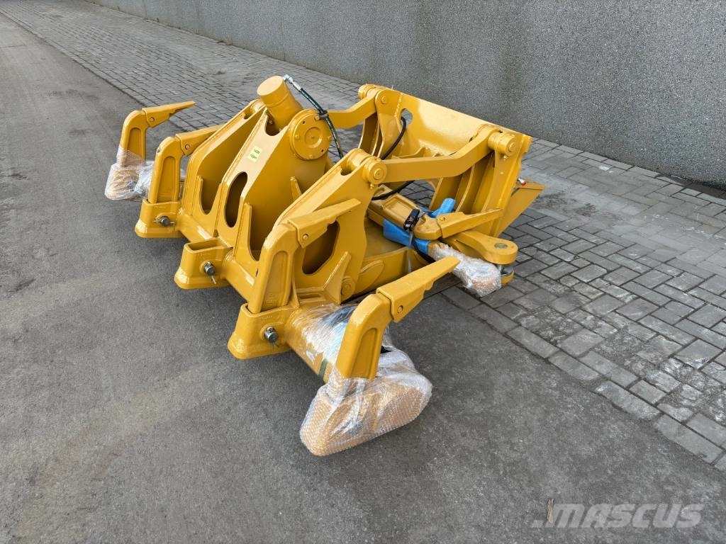 CAT 12M / 140M / 160M Multi-Shank Ripper Escarificadores