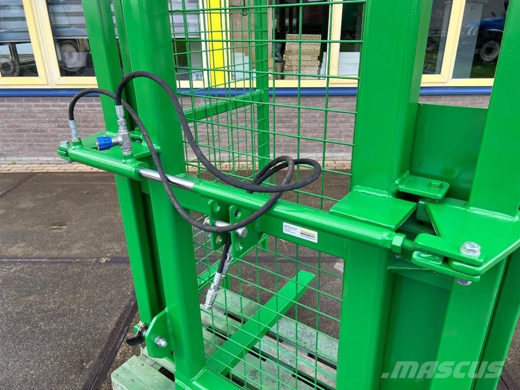Jadico aardbeienklem kistenklem new unused Ostala oprema za utovarivanje i kopanje