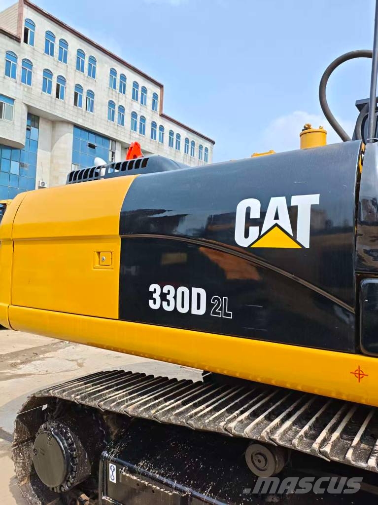 CAT 330 D Gravemaskiner på larvebånd