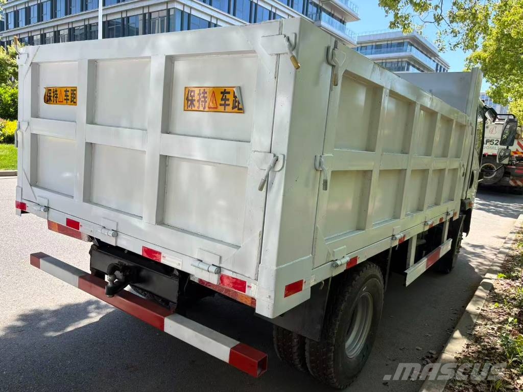 Howo 4*2 Vehículos compactos de volteo