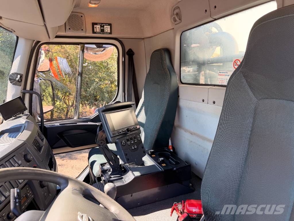 Volvo FL 250 Road Sweeper كناسات