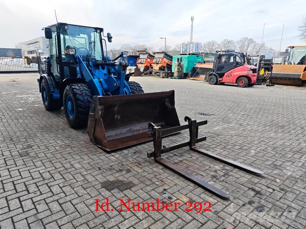 CAT 906 M Bucket + Forks! Hjullastere