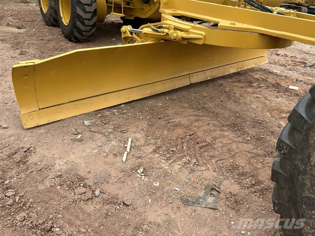 CAT 140G Grejdery