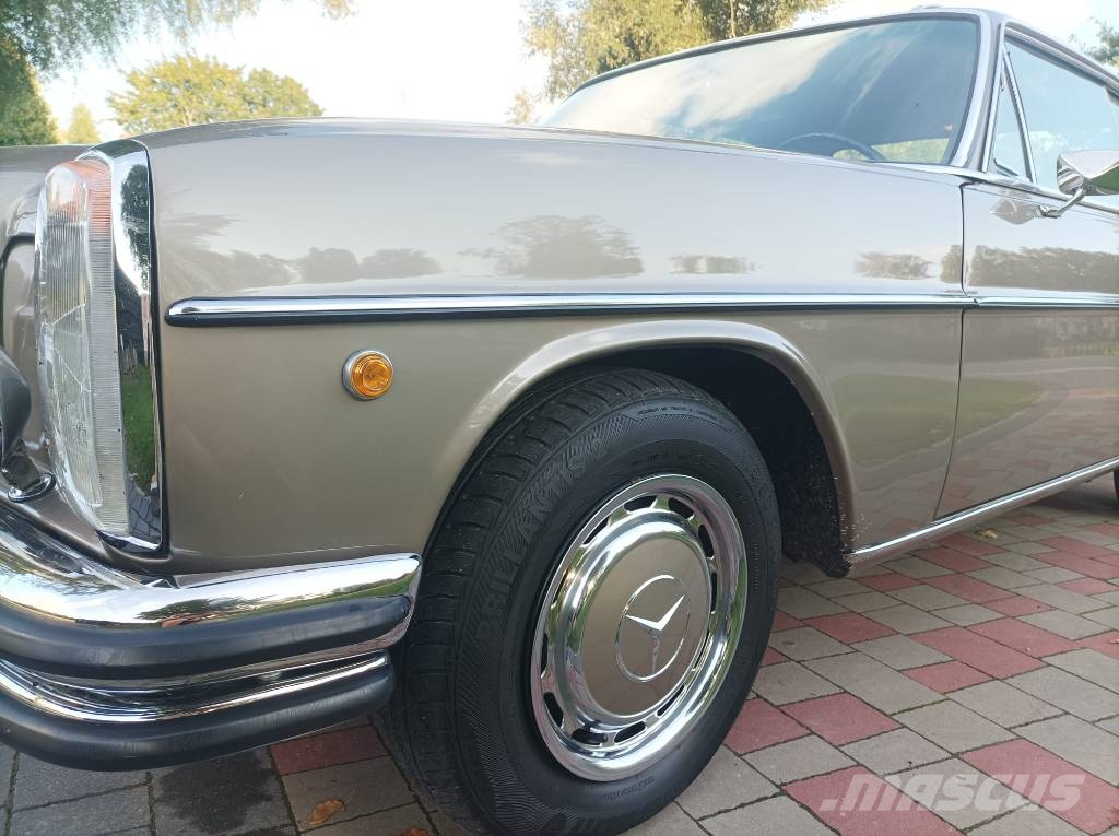 Mercedes-Benz 250 Auto