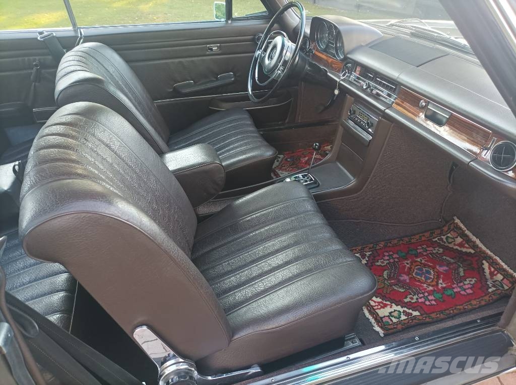 Mercedes-Benz 250 Auto