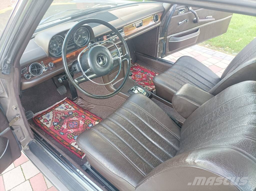 Mercedes-Benz 250 Auto