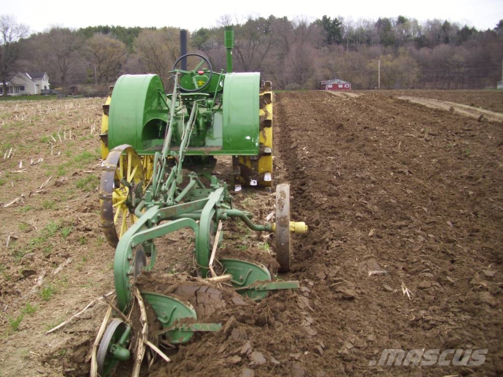 John Deere Model D 트랙터