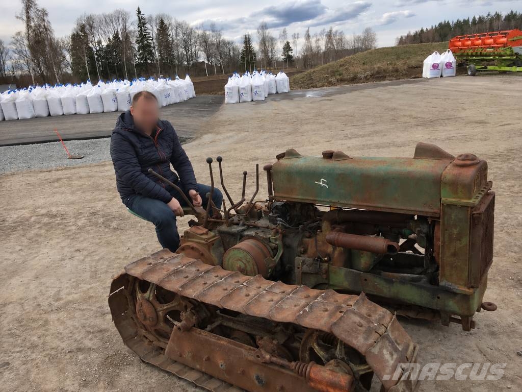 John Deere Model D 트랙터