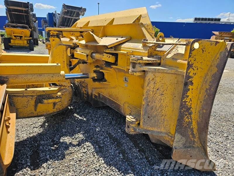 Komatsu D 61 PXI-23 Rupsdozers