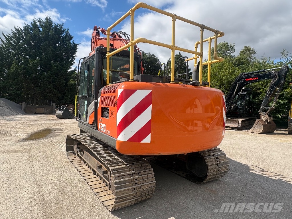 Hitachi ZX130LC-7 Гусеничні екскаватори