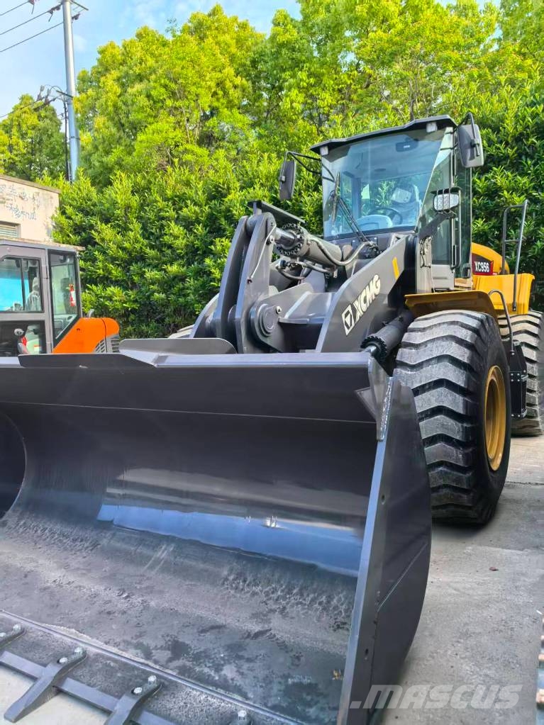 XCMG XC956 Колесни товарачи