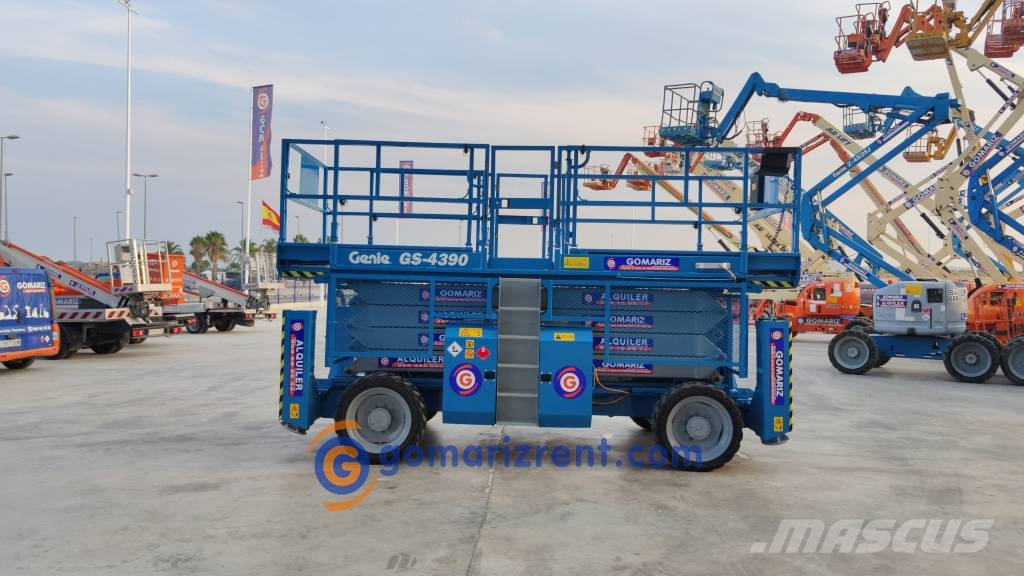 Genie GS 4390 RT Scissor lifts