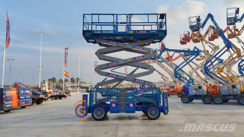 Genie GS 4390 RT Scissor lifts