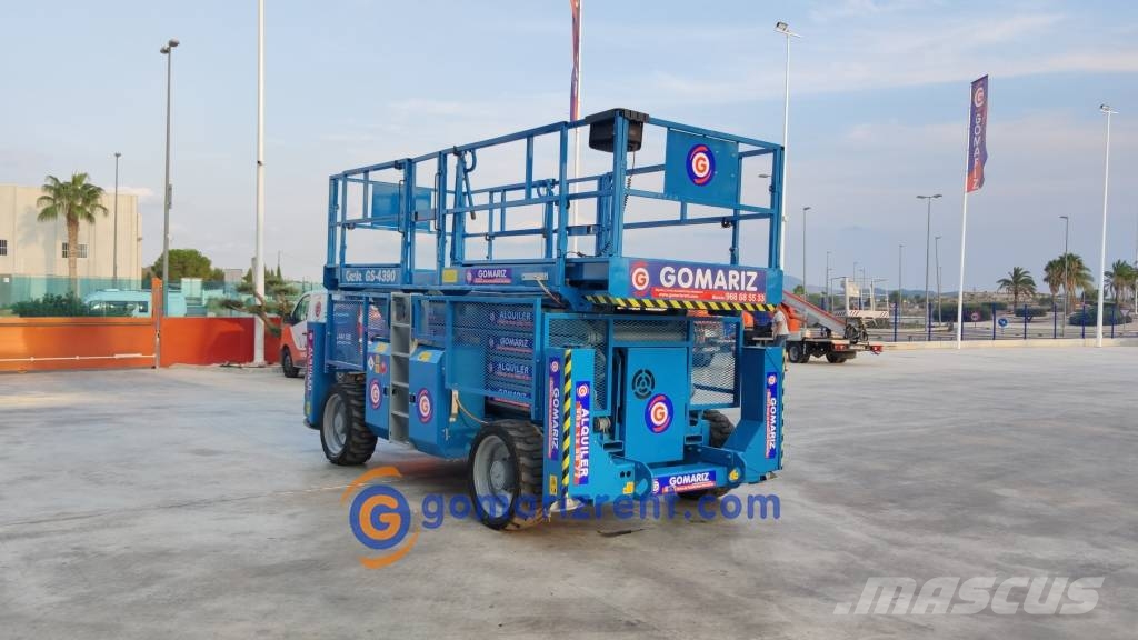 Genie GS 4390 RT Scissor lifts
