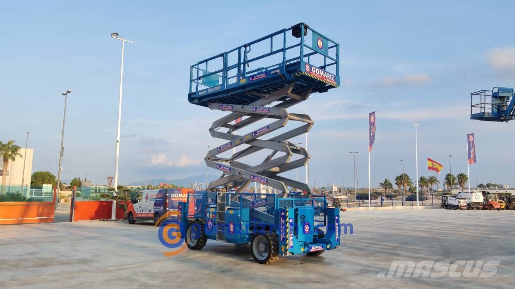 Genie GS 4390 RT Scissor lifts