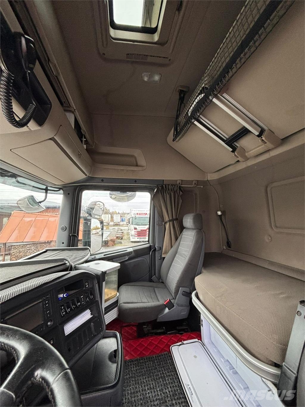 Scania R490 Kofferaufbau