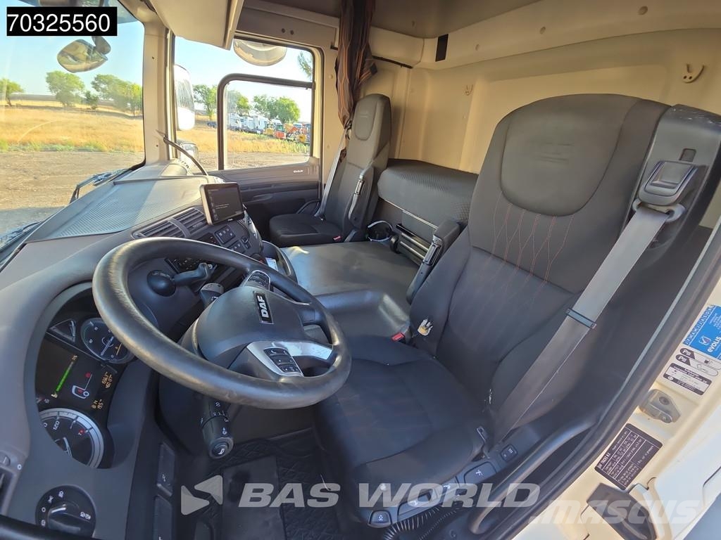 DAF CF 450 CF 4X2 Caja 8,20m Plataforma Dhollandia 2t Kamioni sa ciradom