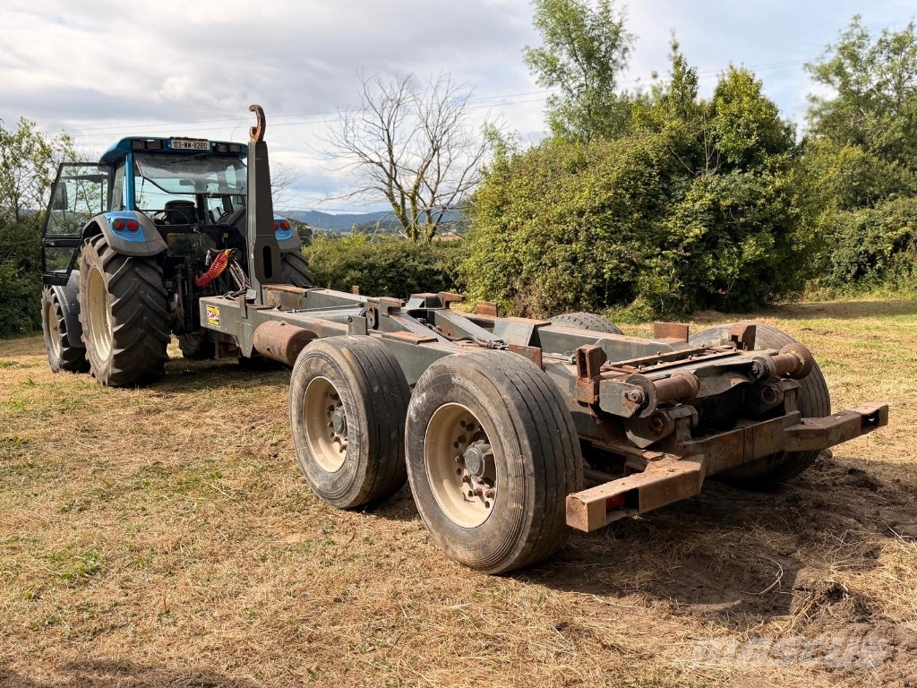 Muckleton 2 Axle Przyczepy hakowce
