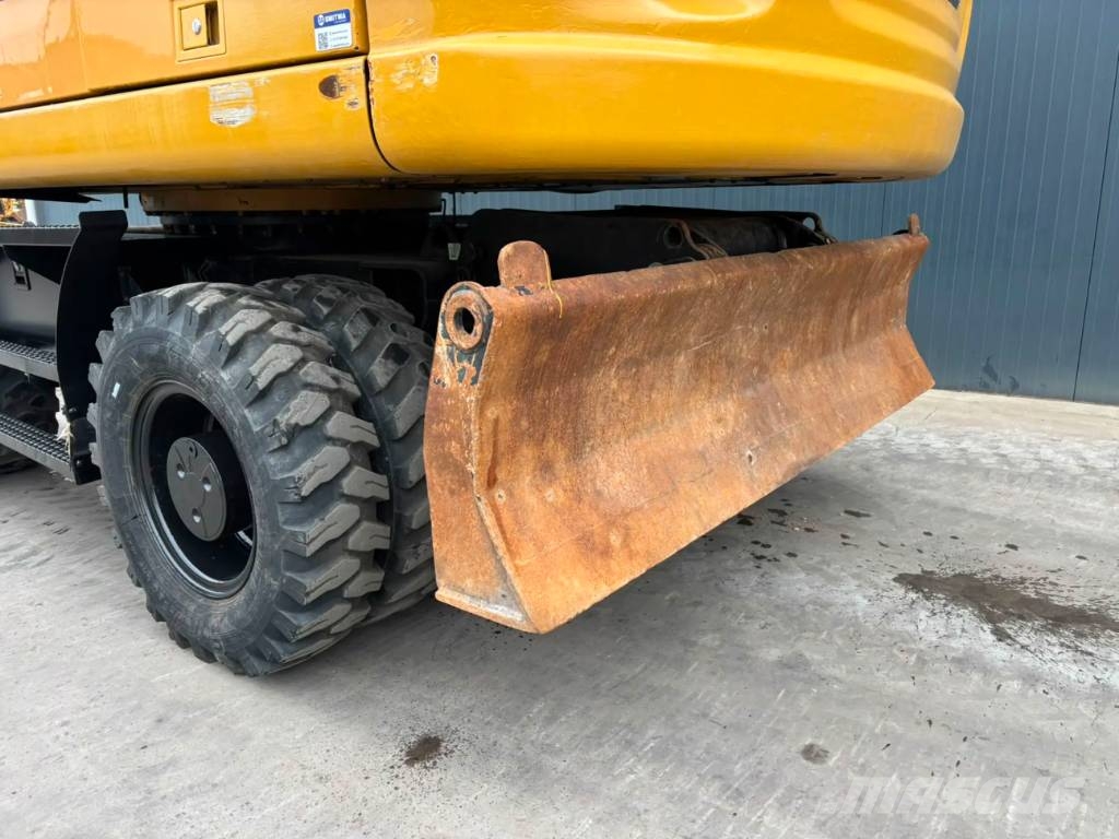 CAT M320F Ratiniai ekskavatoriai