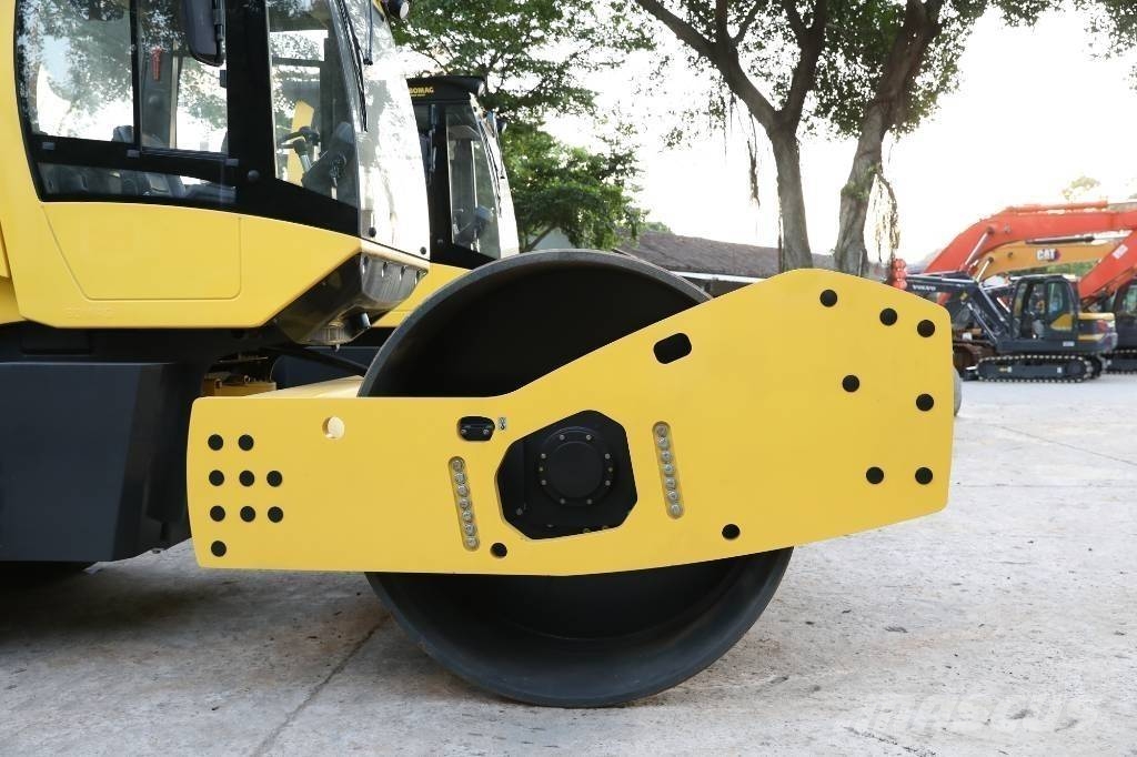Bomag BW 226 BVC-5 트윈 드럼 롤러