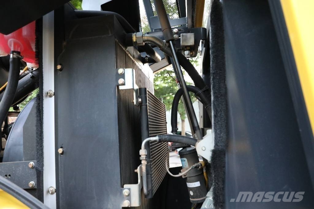 Bomag BW 226 BVC-5 트윈 드럼 롤러