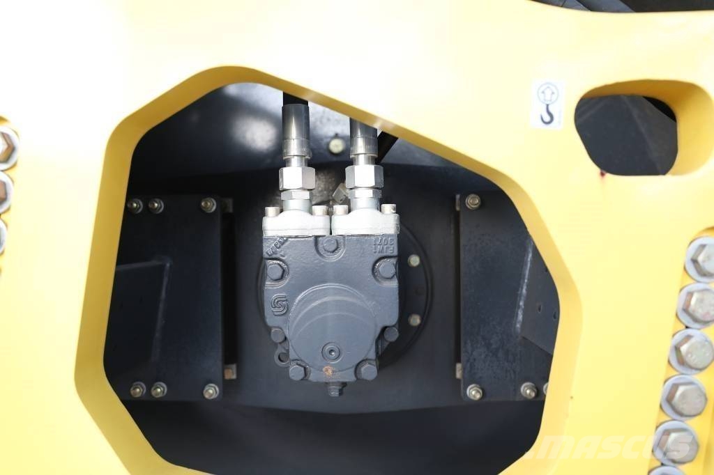 Bomag BW 226 BVC-5 트윈 드럼 롤러