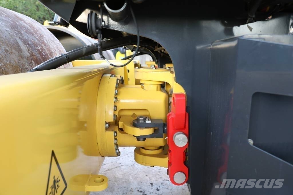 Bomag BW 226 BVC-5 트윈 드럼 롤러