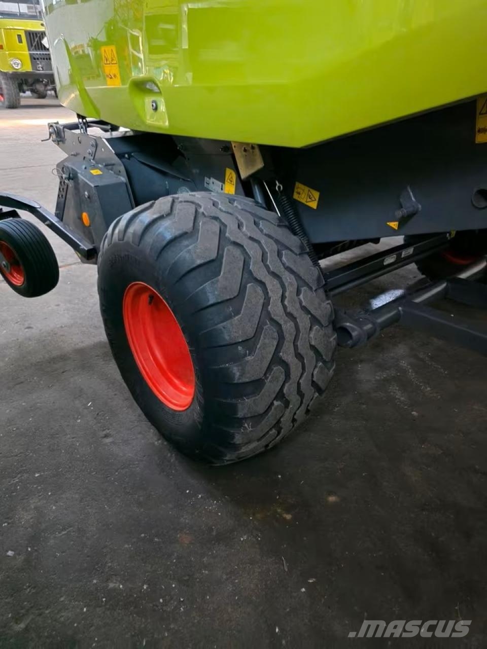 CLAAS Variant 380RC Rolo balirke