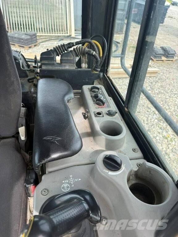 Komatsu D61PX-23 Bulldozer
