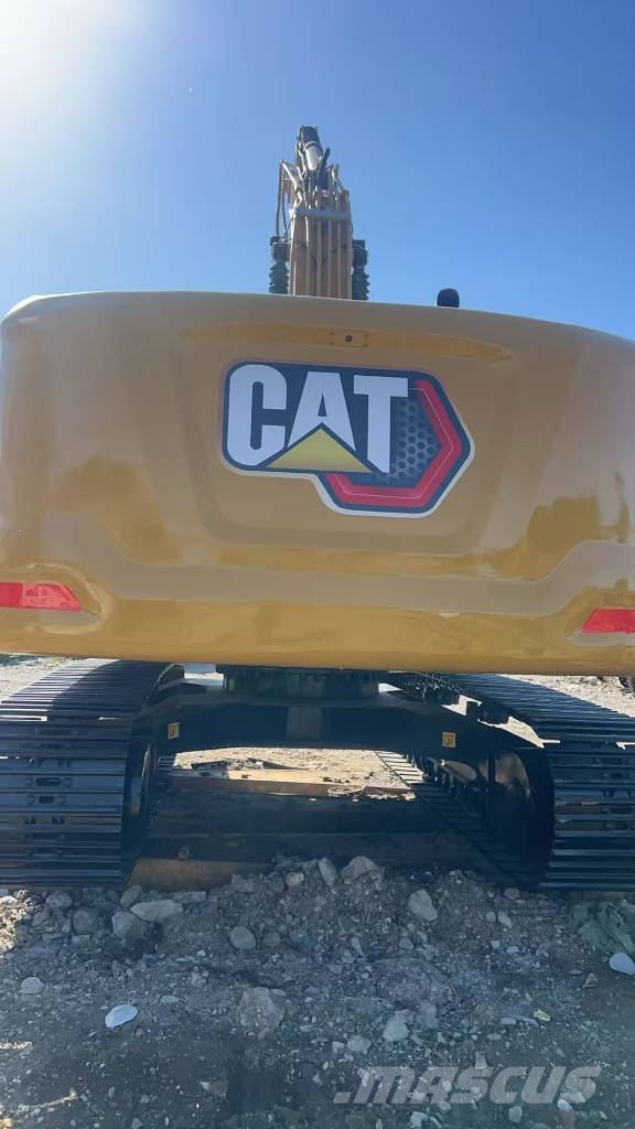 CAT 323 履带挖掘机