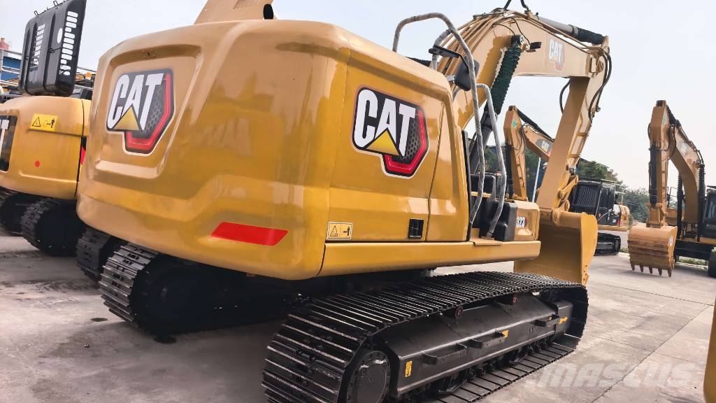 CAT 323 履带挖掘机
