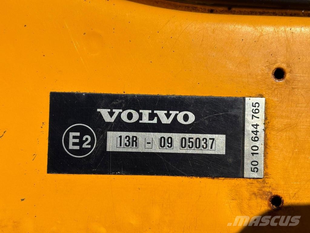 Volvo FL-280 4x2 EURO5 + HOOKLIFT 1470mm + BOX Konksliftveokid