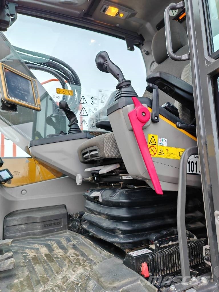 Volvo ECR 235 EL ( Topcon 3D ) Roomikekskavaatorid