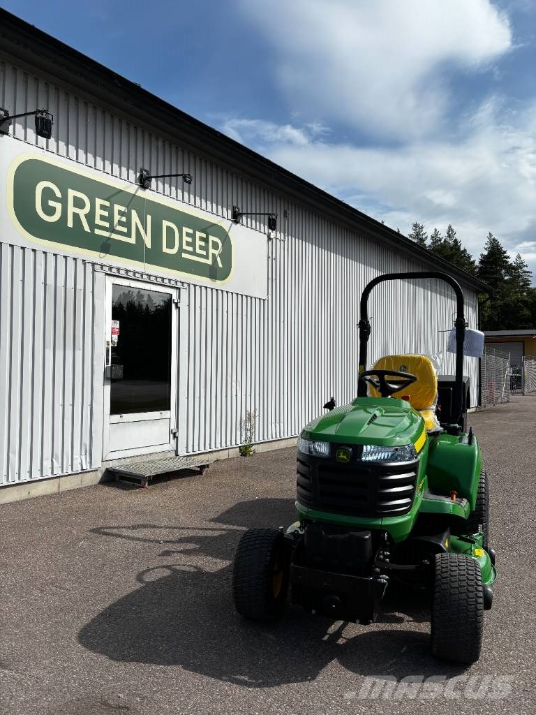 John Deere X 950 R ركوب الحشائش
