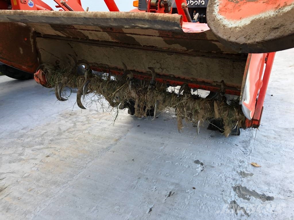 Kubota A-175 トラクター