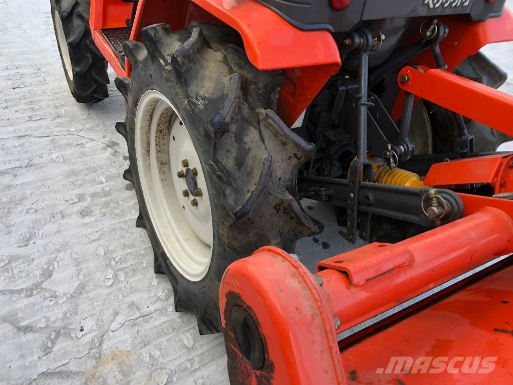 Kubota A-175 トラクター