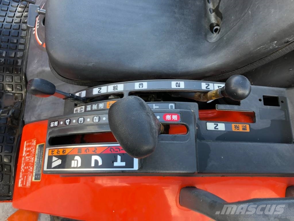 Kubota A-175 トラクター