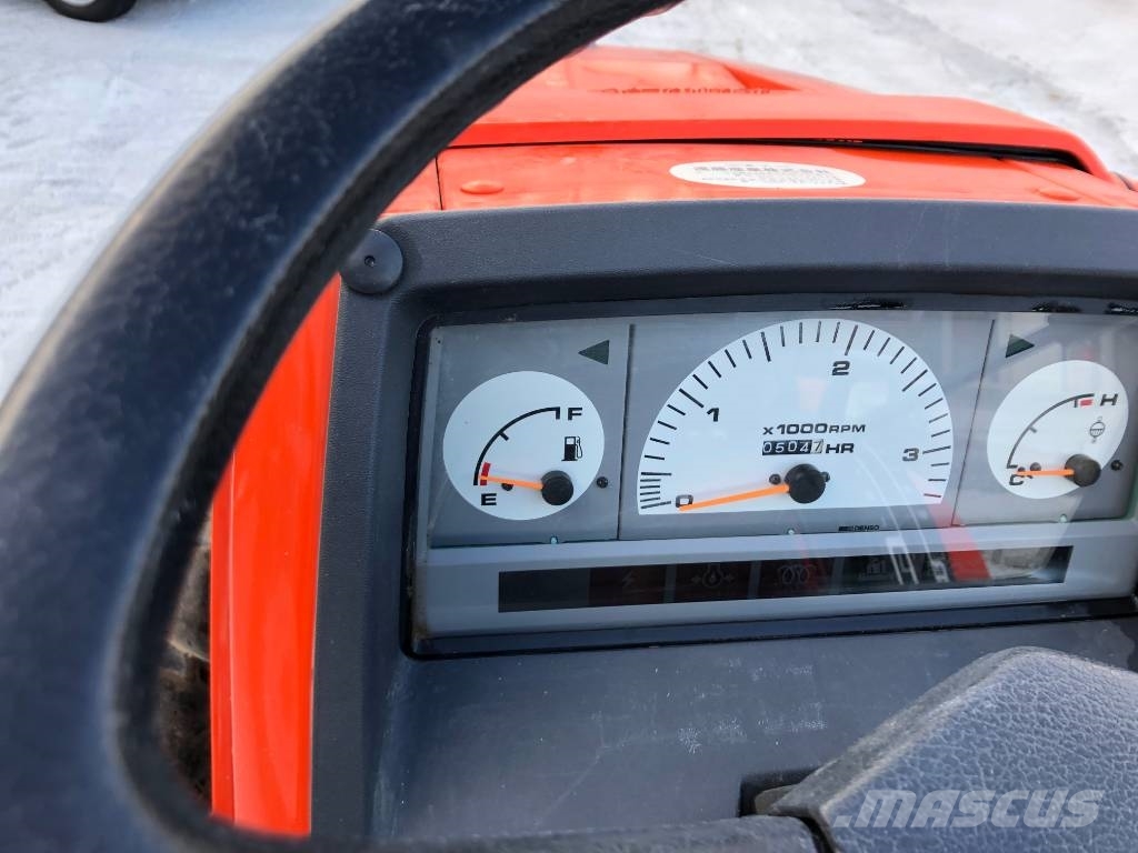 Kubota A-175 トラクター
