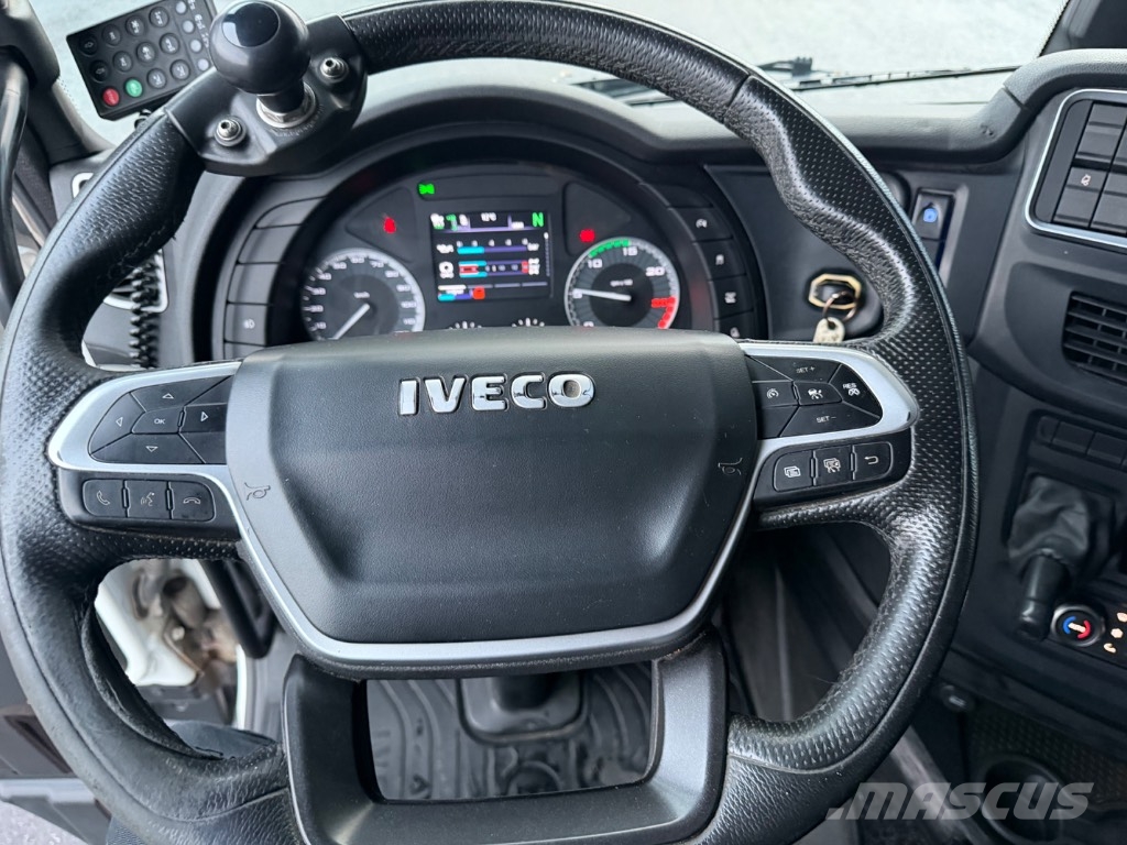 Iveco Sway 480 6x2*4 شاحنات بمقصورة وهيكل
