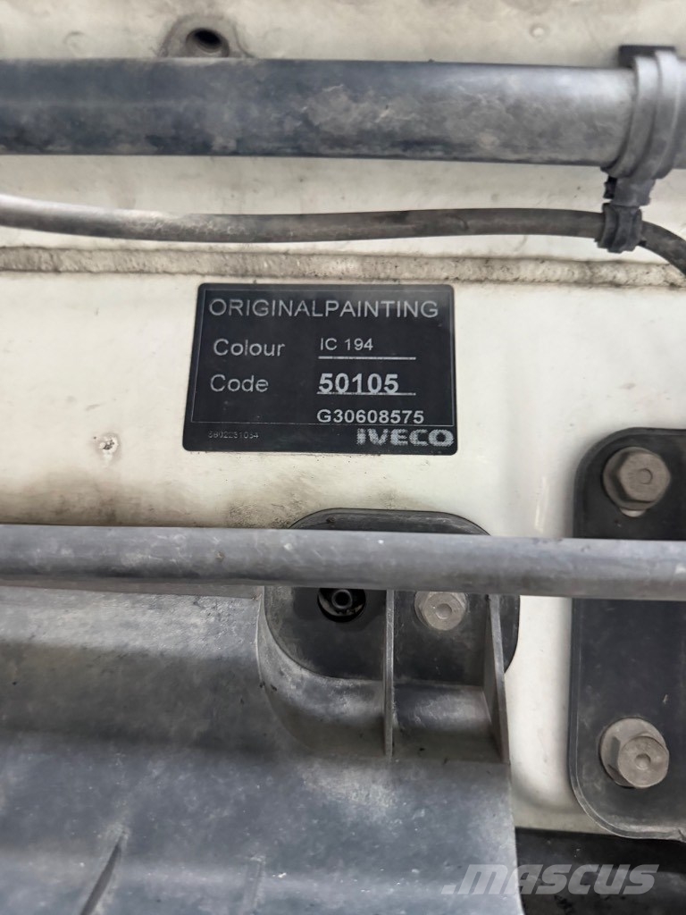 Iveco Sway 480 6x2*4 شاحنات بمقصورة وهيكل