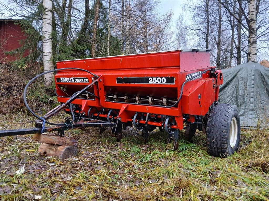 Junkkari KH2500 Kita sėjamoji technika ir jų priedai