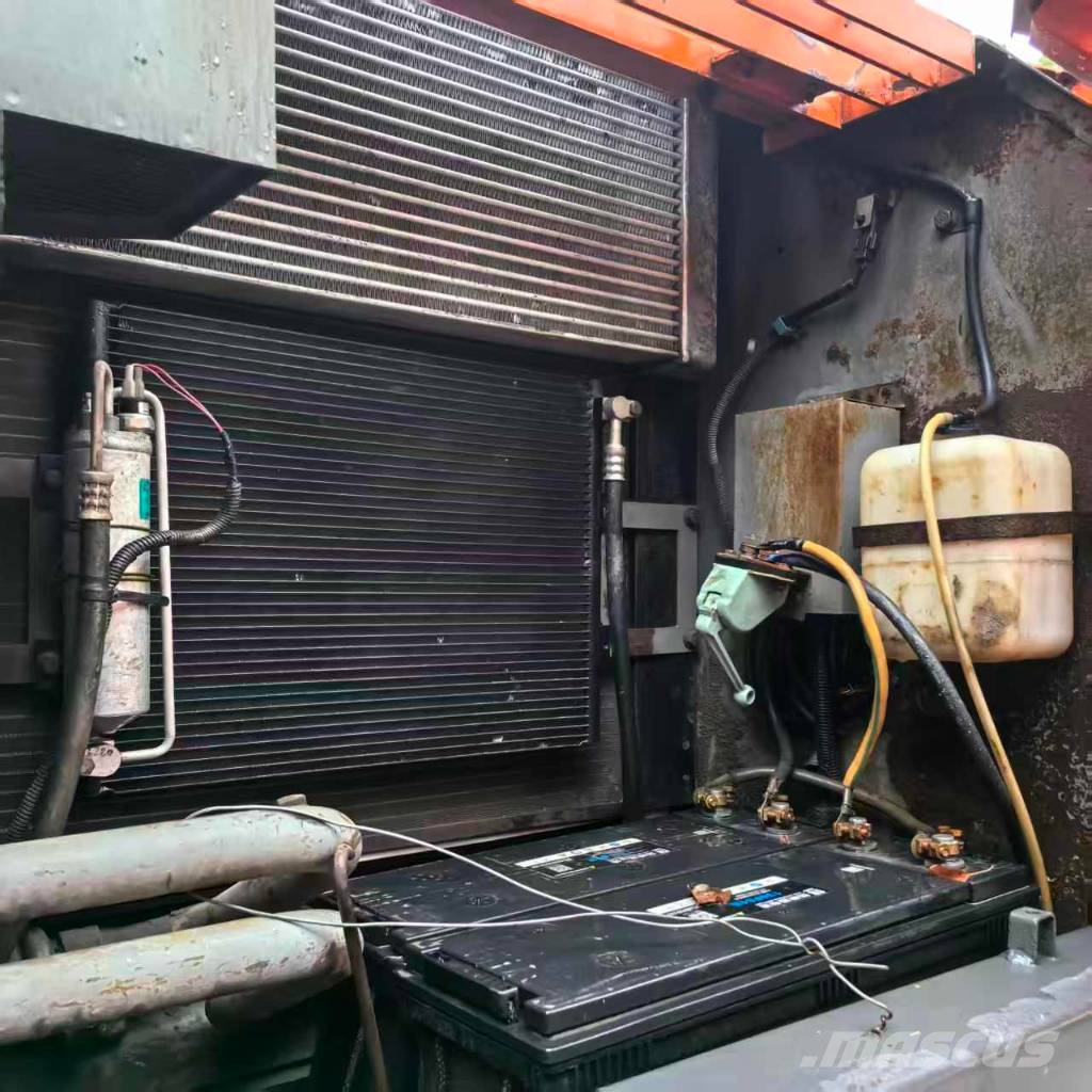 Hitachi ZX 200-3 G Εκσκαφείς με ερπύστριες