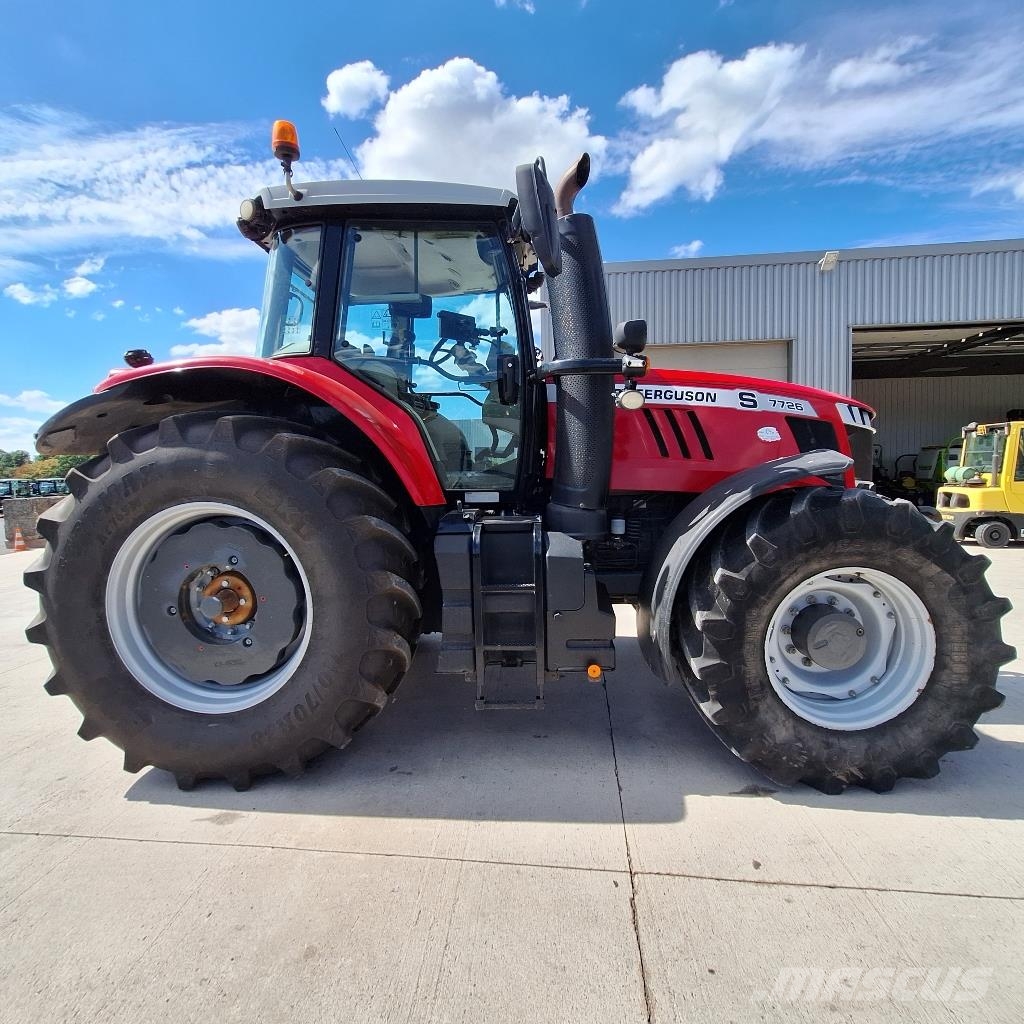 Massey Ferguson 7726 S Traktory