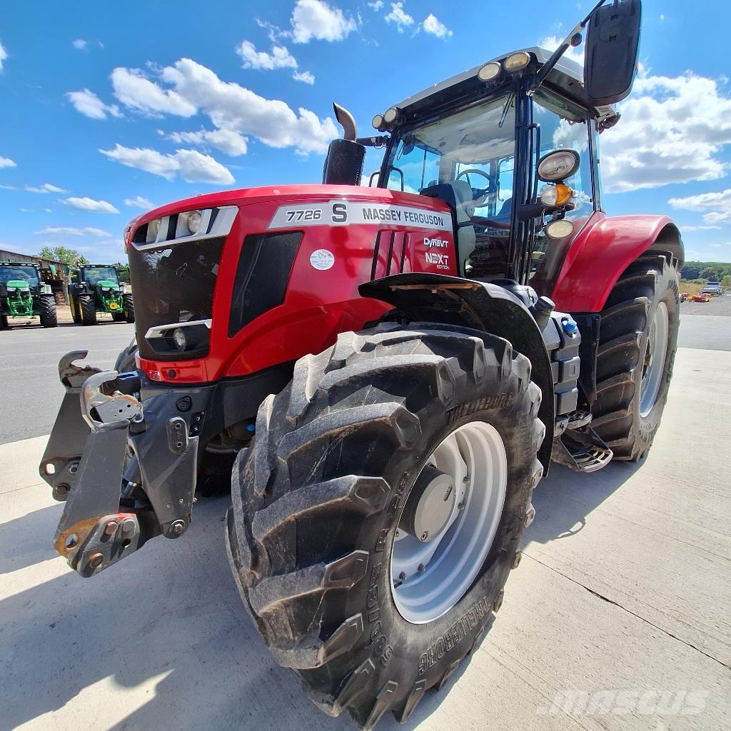 Massey Ferguson 7726 S Traktorid