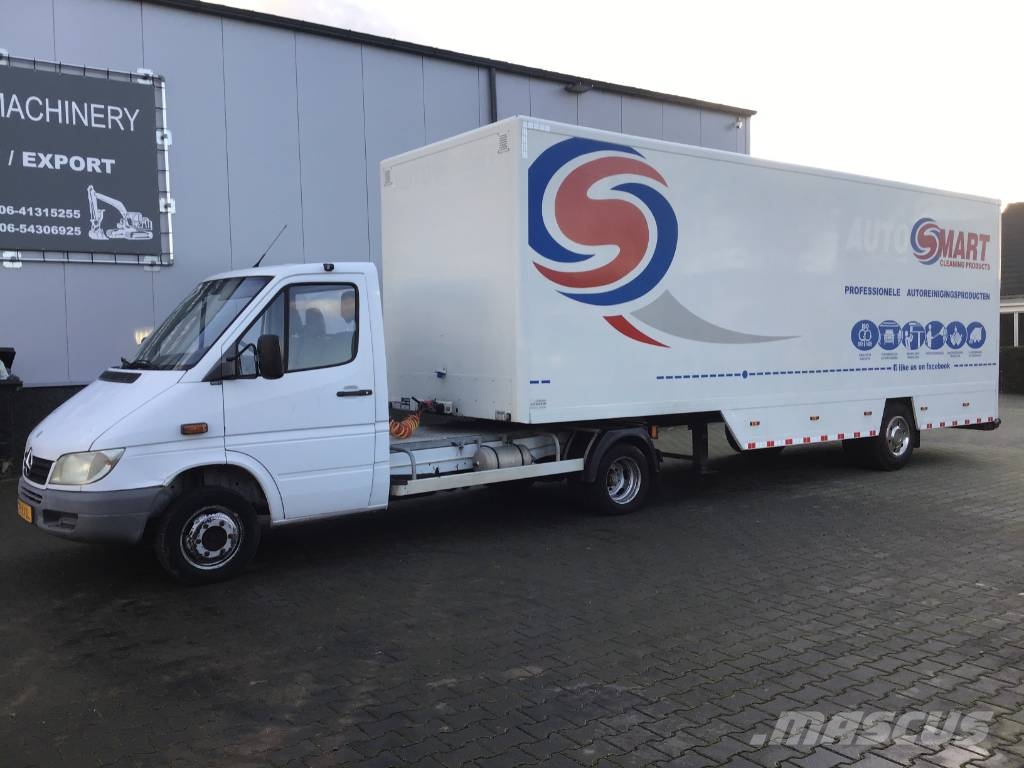 Veldhuizen be combinatie with service trailer p31-2A Sanduk poluprikolice