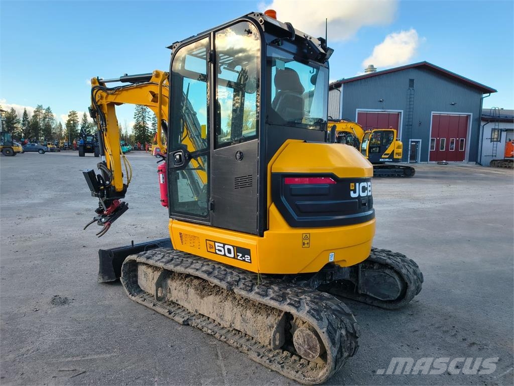 JCB 50Z-2 -PYÖRITTÄJÄLLÄ- Mini kotrók < 7t