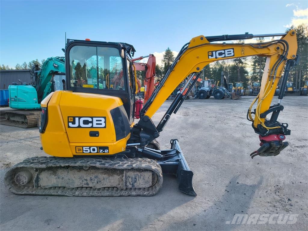JCB 50Z-2 -PYÖRITTÄJÄLLÄ- Mini kotrók < 7t
